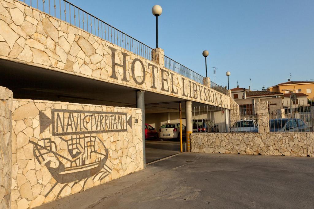 Hotel Libyssonis Porto Torres Bagian luar foto