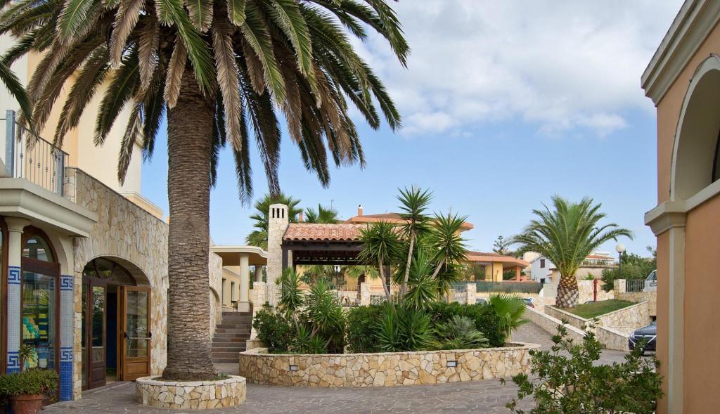 Hotel Libyssonis Porto Torres Bagian luar foto